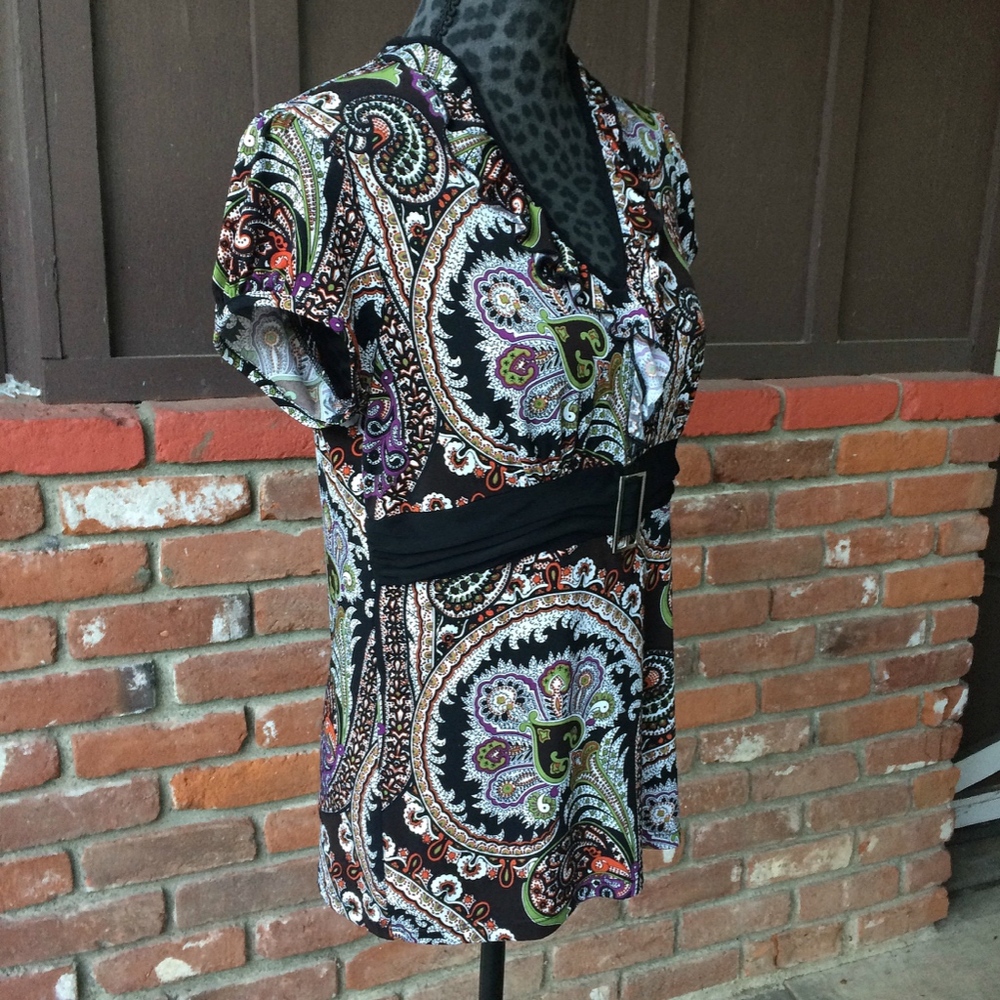 GNW Multi Color Ruffle V-Neck Paisley Blouse  - Size Medium - Picture 3 of 8